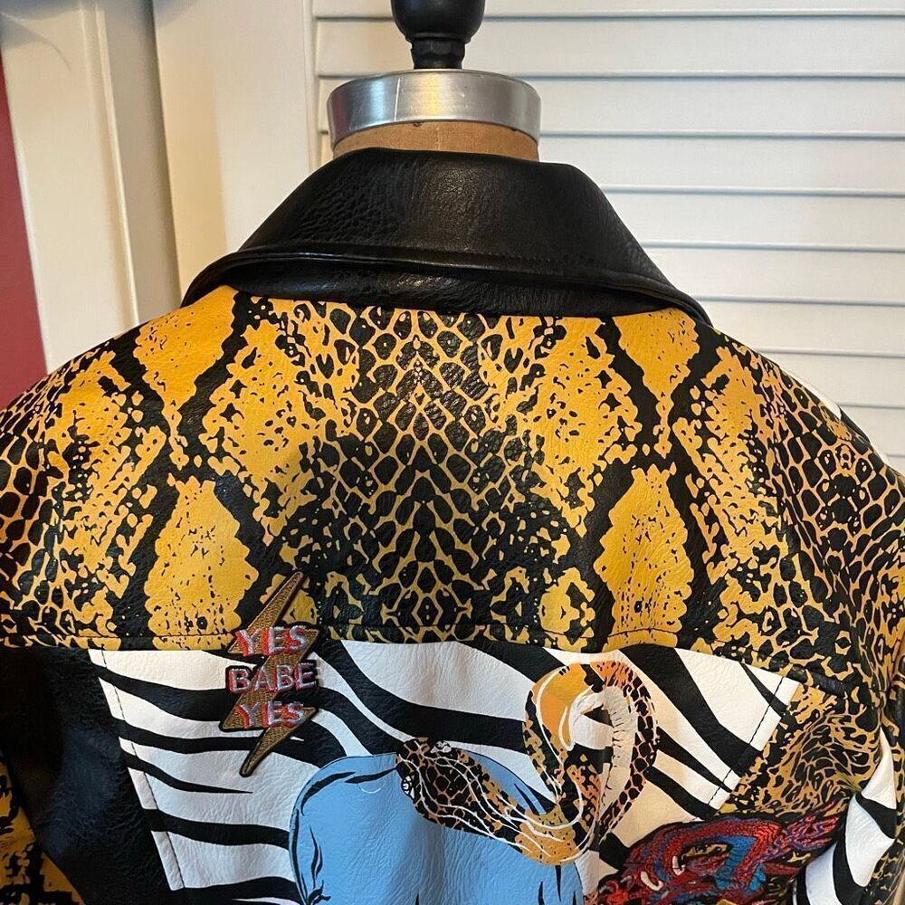 AZAELEA WANG | misunderstood crop moto jacket L NWT $110 - Picture 11 of 16